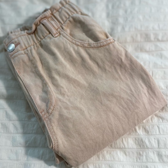 H&M Girl’s Jeans - Picture 2 of 5